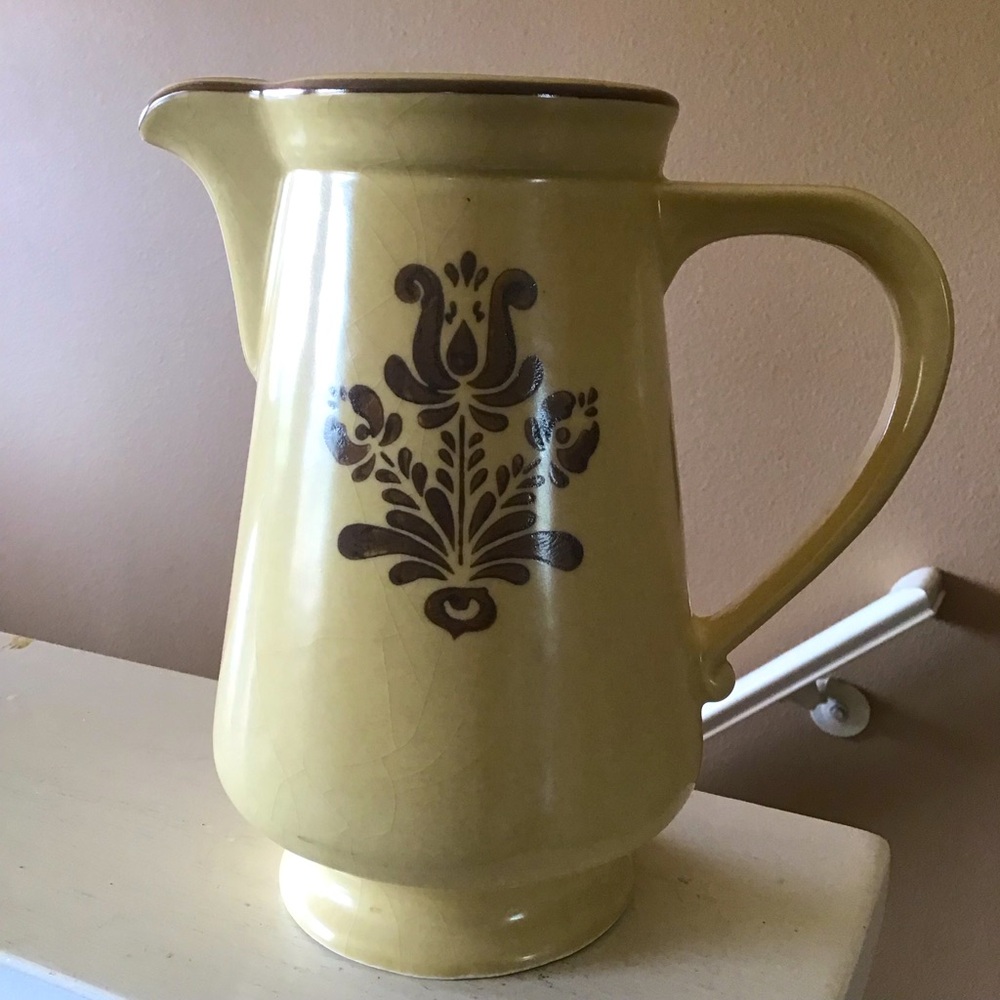 Vintage Pfaltzgraff Village Stoneware Pitcher